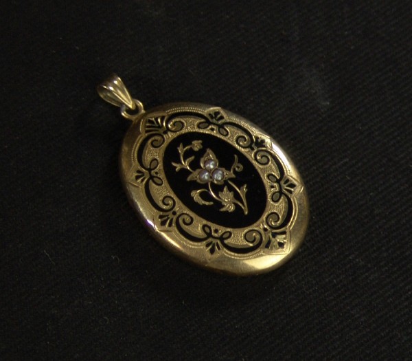 Antikes Medaillon - Schaumgold (?)