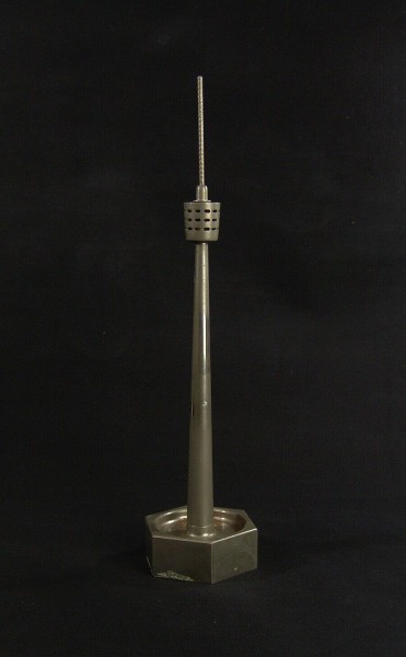 Vintage Fernsehturm Modell - Metall - mit Beleuchtung (Defekt) Funkturm